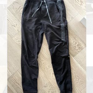 Lululemon Sweatpants (mens medium)